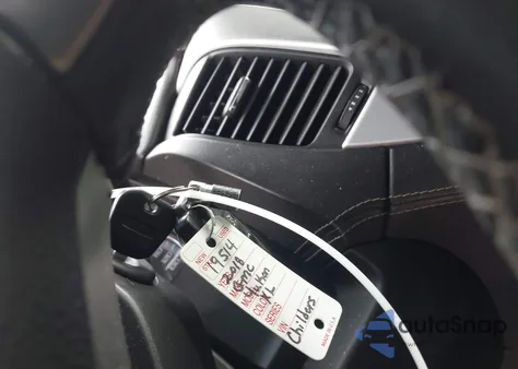 2018 GMC Yukon Xl Slt Standard Edition z USA, uszkodzony, nr VIN 1GKS2JKCXJR352651